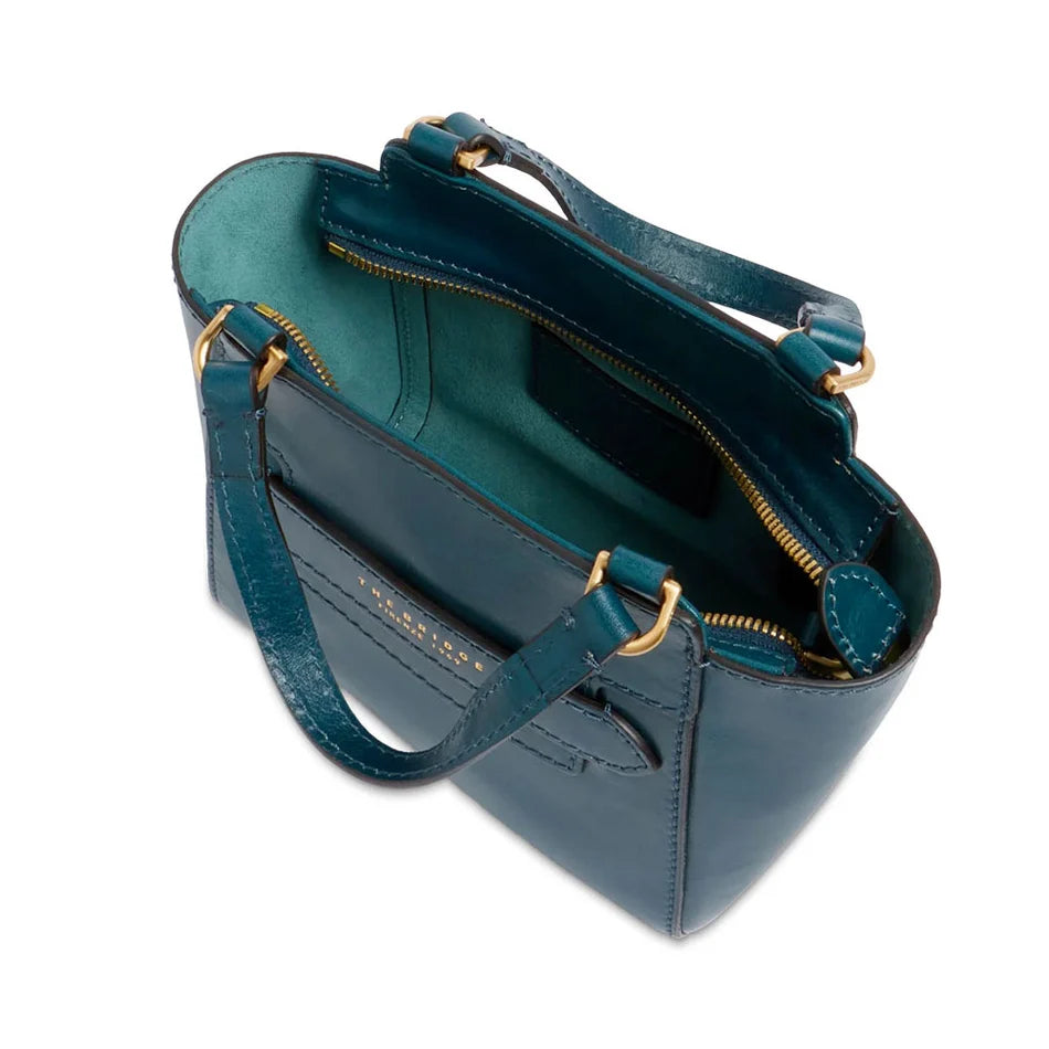 #Colore_Blu pavone