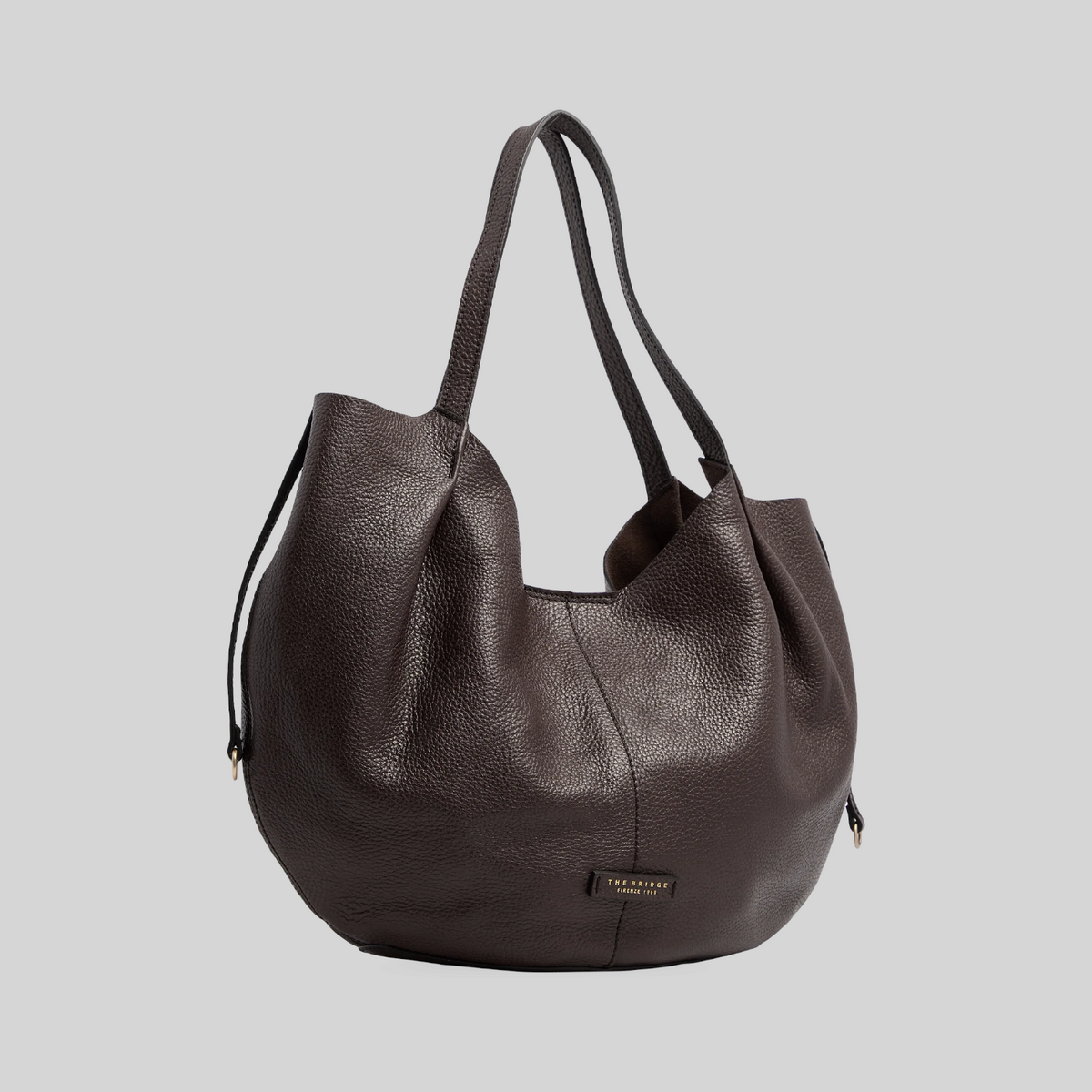 Borsa shopping LIBUTTI in pelle martellata marrone scuro con manici lunghi e design morbido a sacco