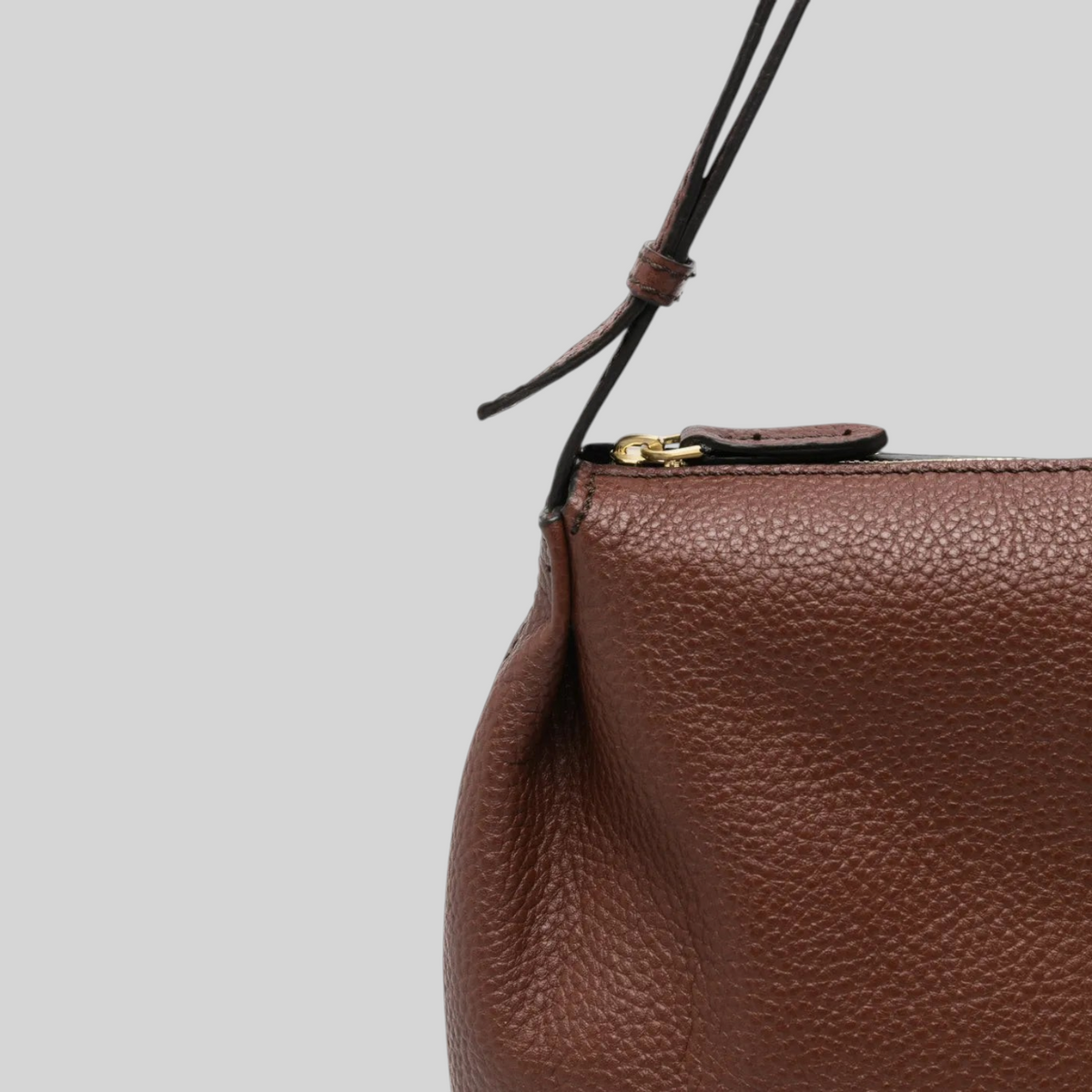 Borsa hobo LIBUTTI in pelle martellata marrone con dettagli e chiusura a zip in metallo dorato