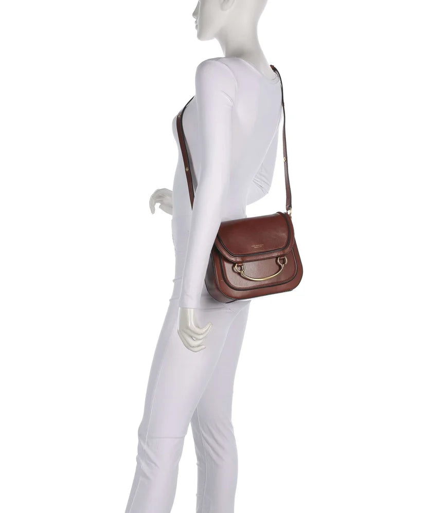 CROSSBODY