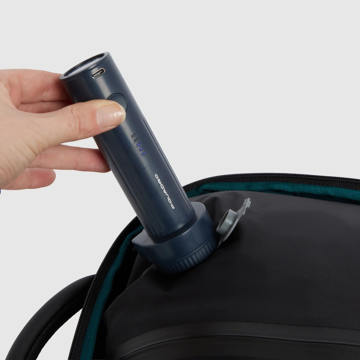 Sacca sottovuoto da viaggio con pompa elettrica _ EasyJet