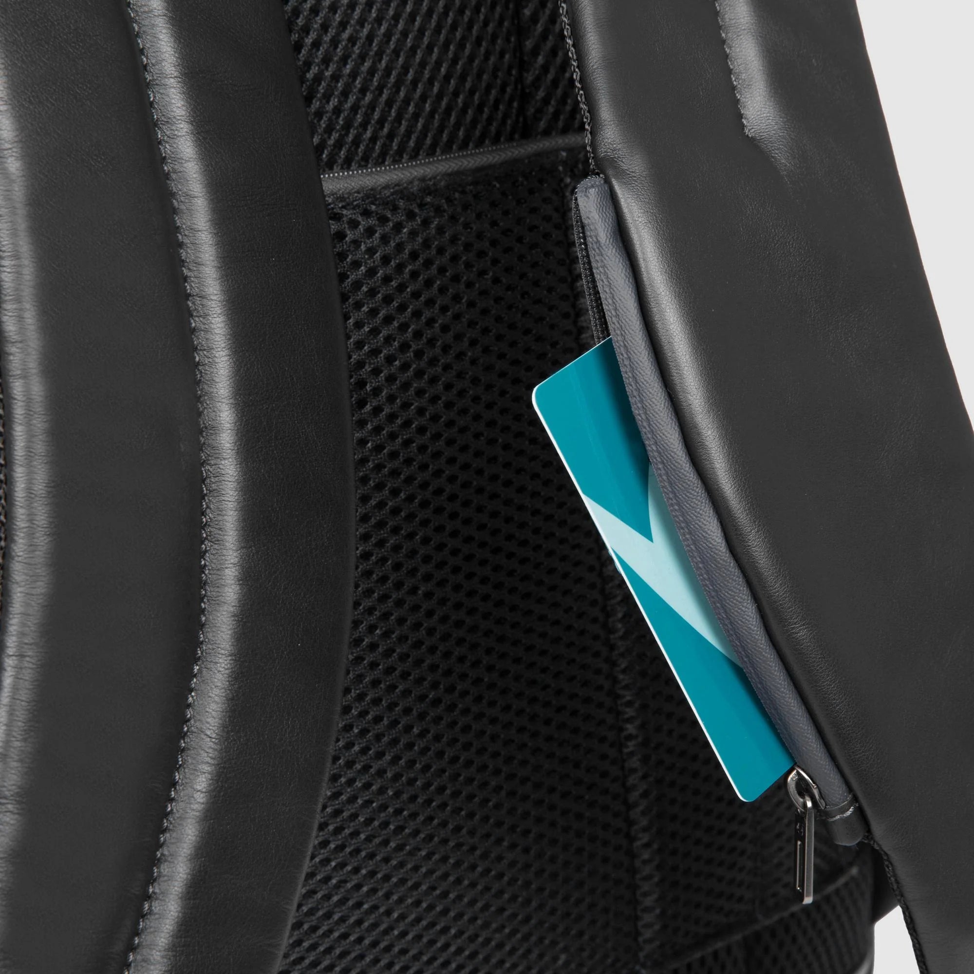 Zaino uomo porta pc 15,6"