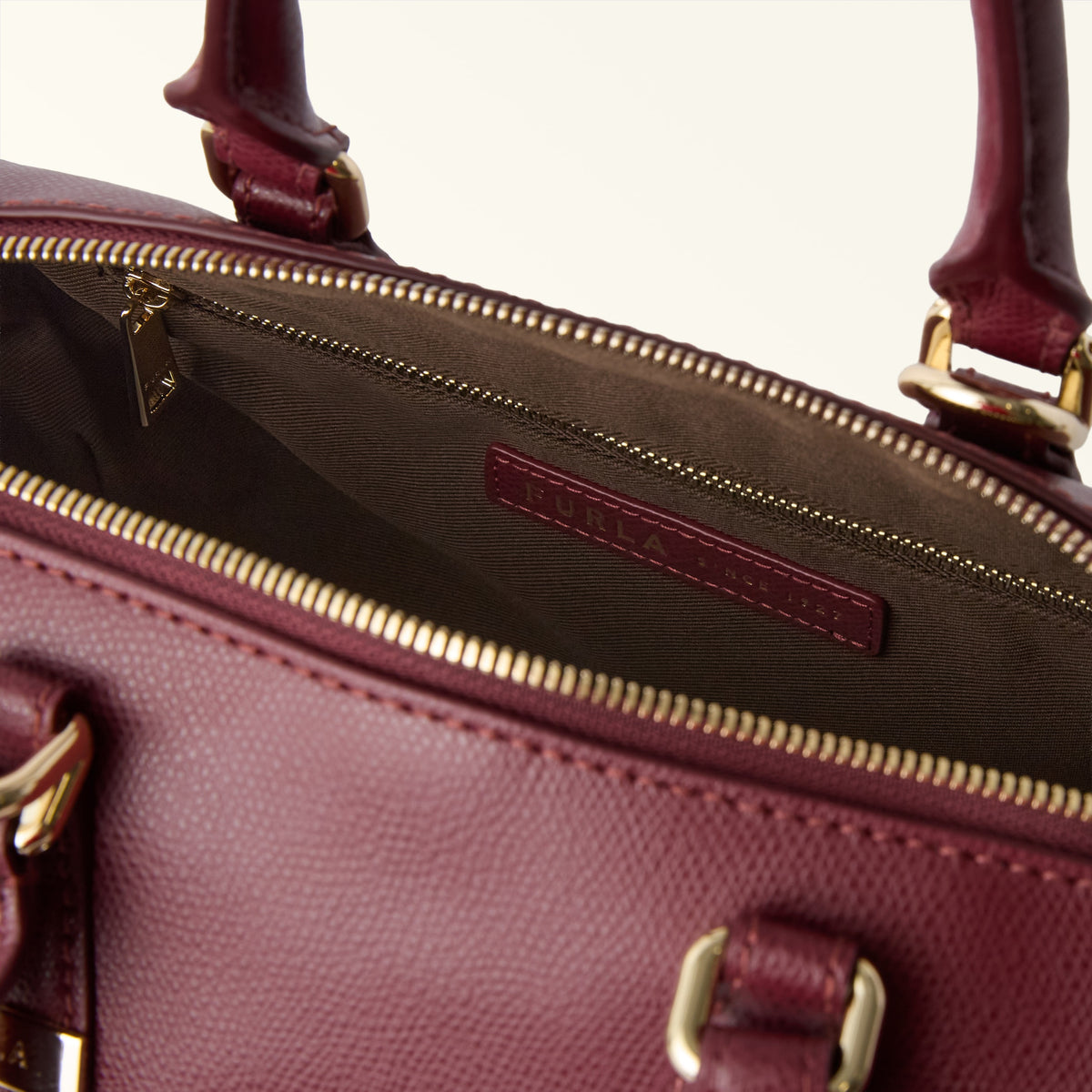 Furla Olivia Borsa Boston M