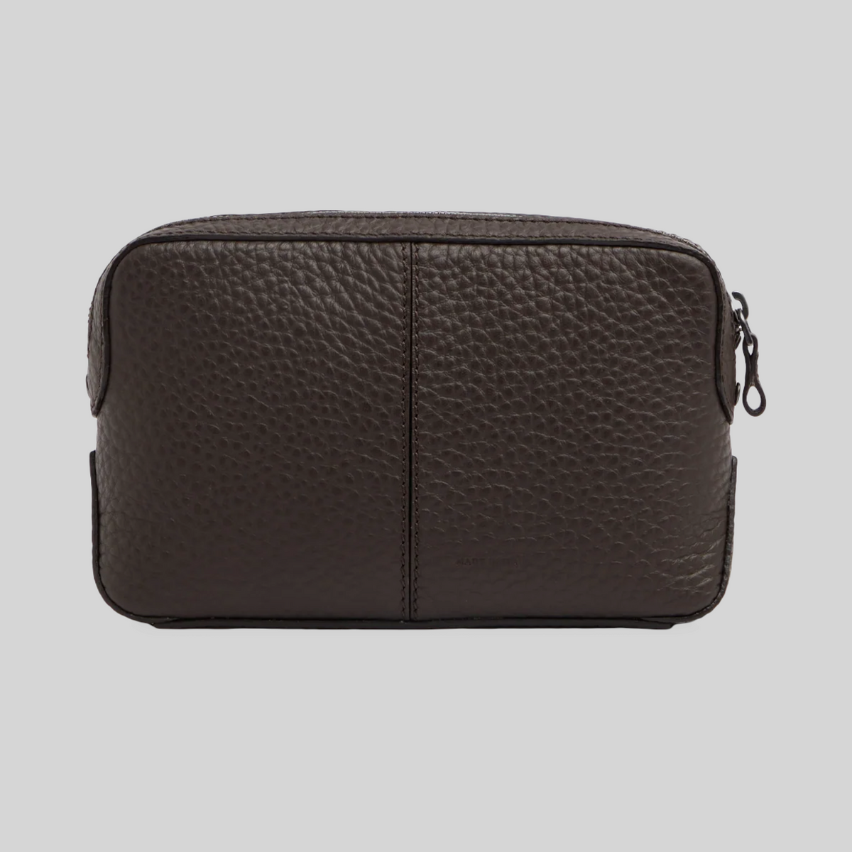Pochette da polso LIBUTTI in pelle marrone martellata con chiusura a zip, design compatto ed elegante