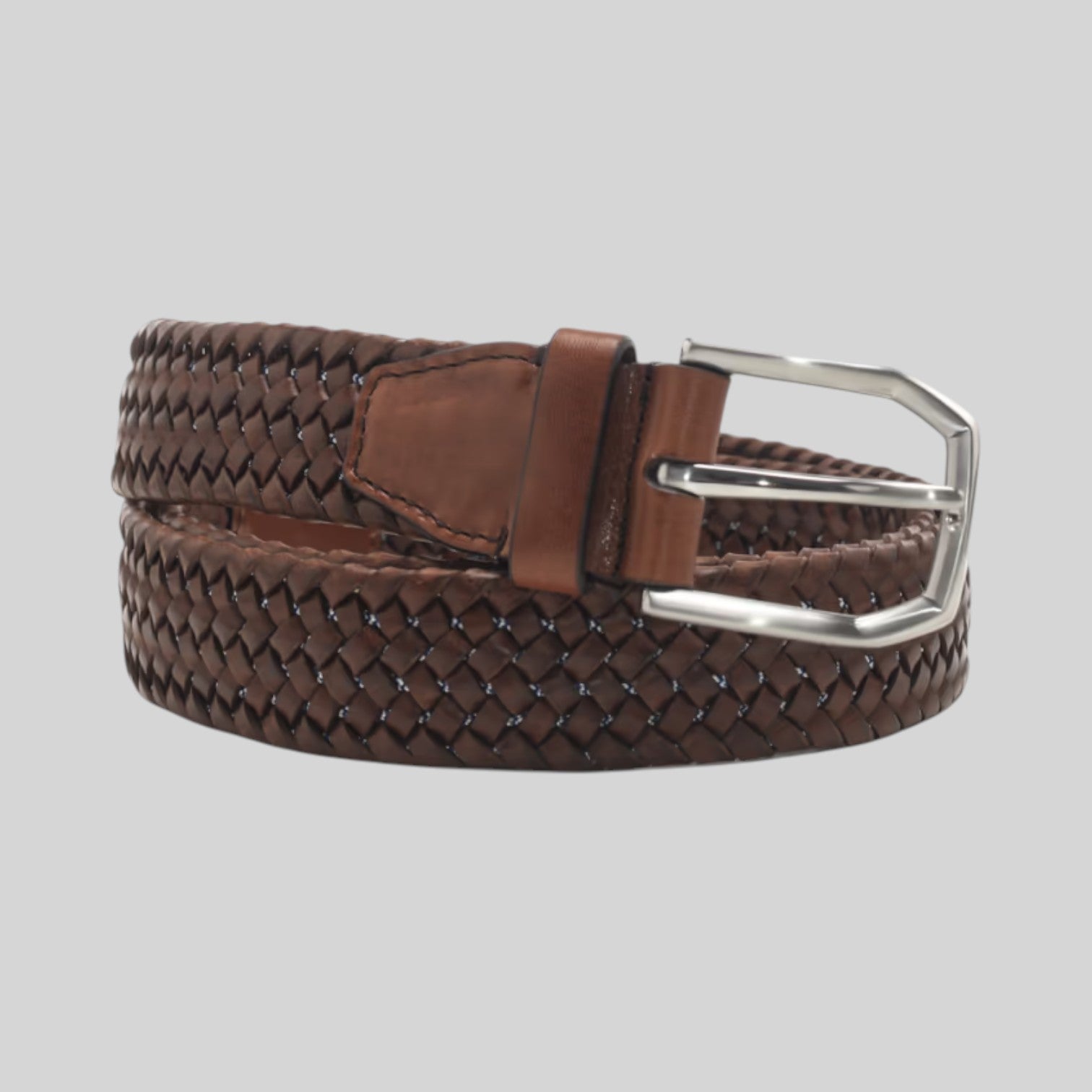 cintura da uomo in pelle con design a intreccio