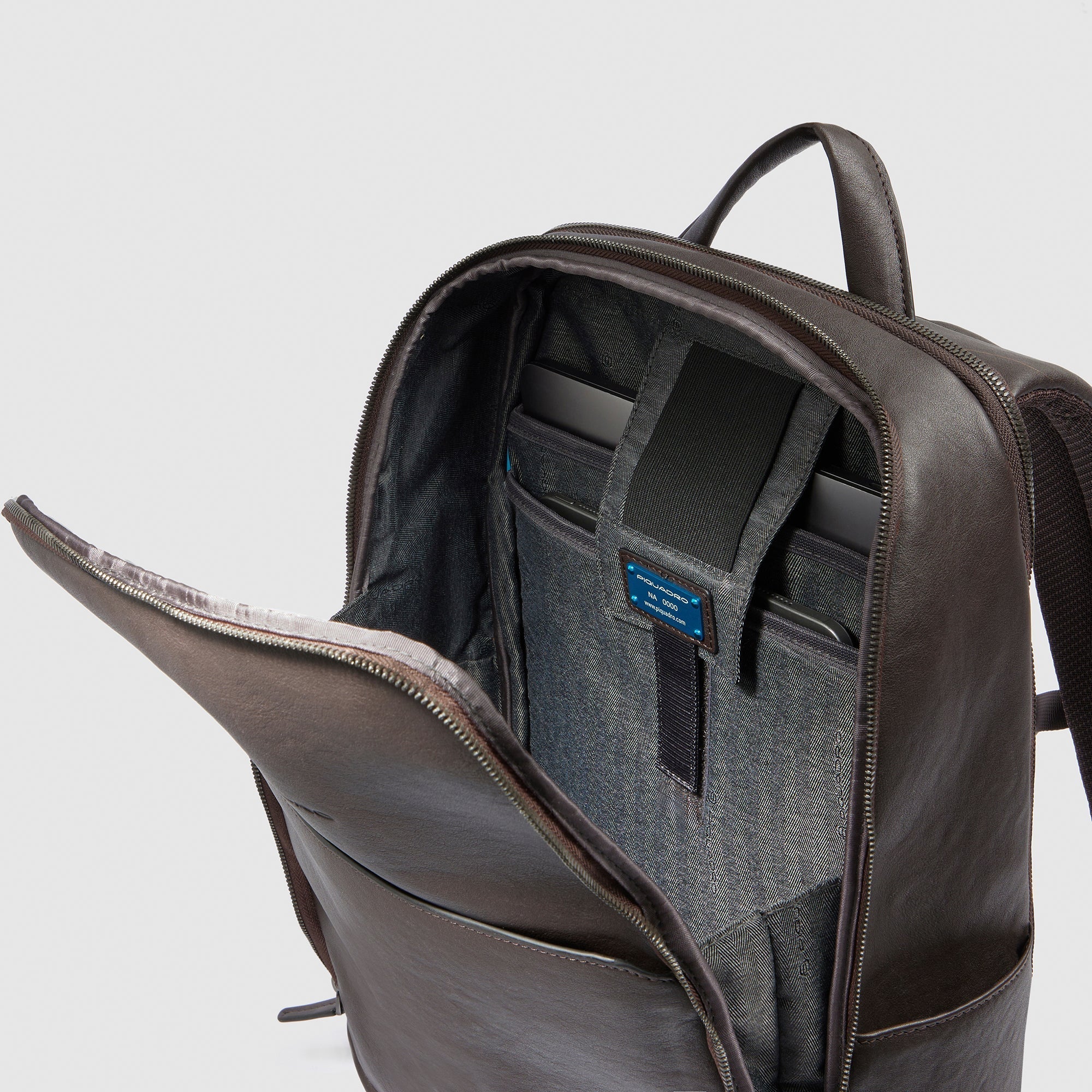 Zaino in pelle porta PC 15,6'' con fast check