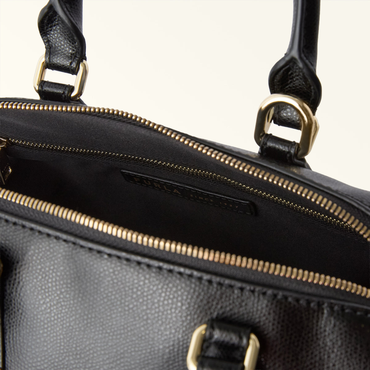 Furla Olivia Borsa Boston M