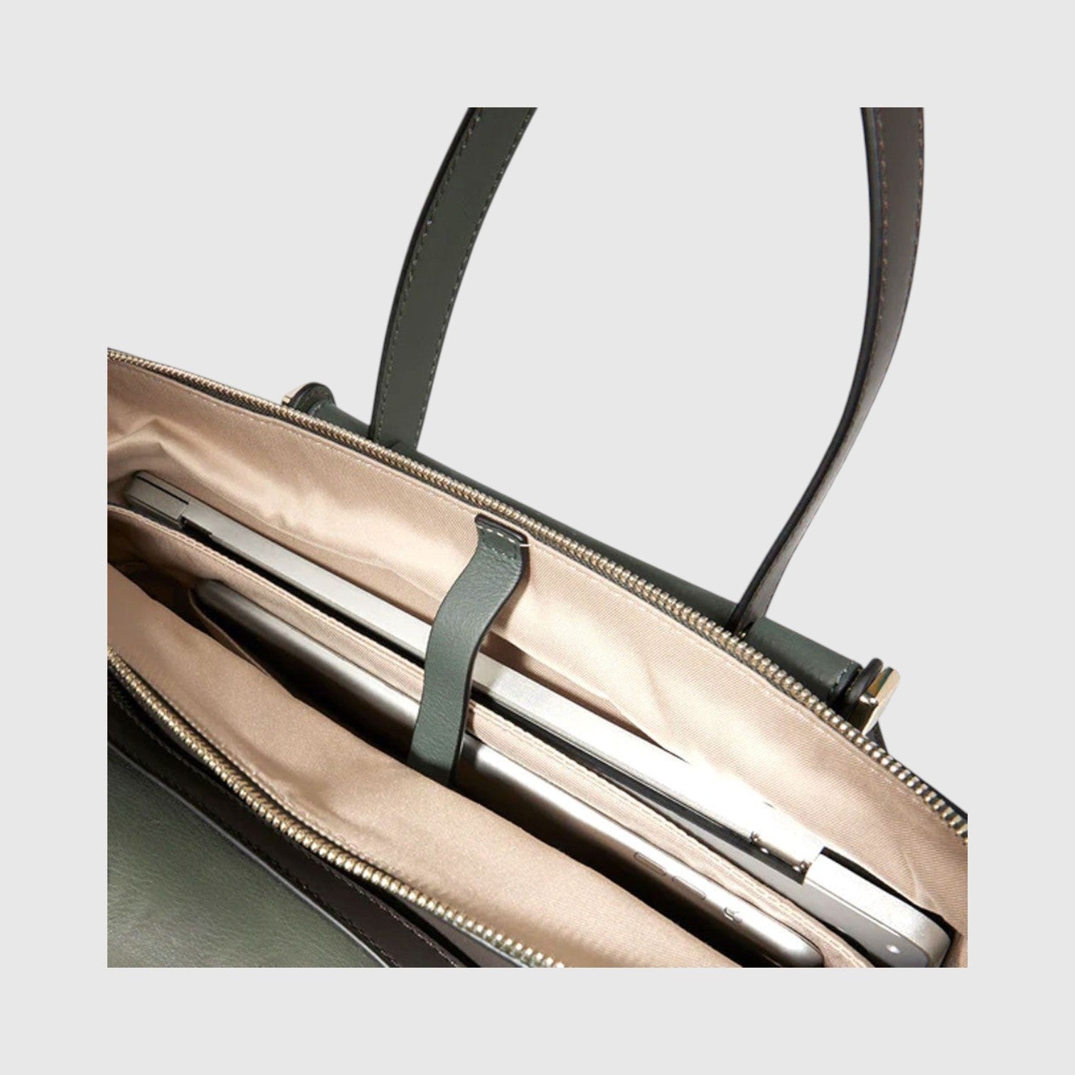 Borsa professionale LIBUTTI in pelle verde con scomparto imbottito per laptop 14 pollici e chiusura a zip