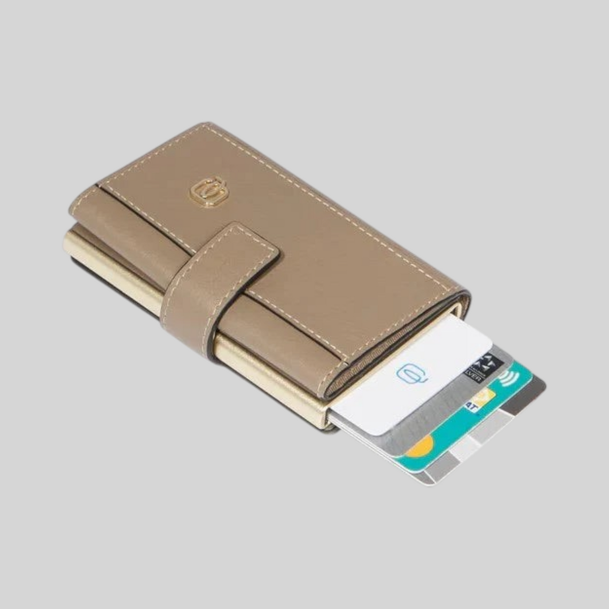 Portacarte LIBUTTI in pelle color tortora con chiusura a scatto e scomparto estraibile per carte di credito